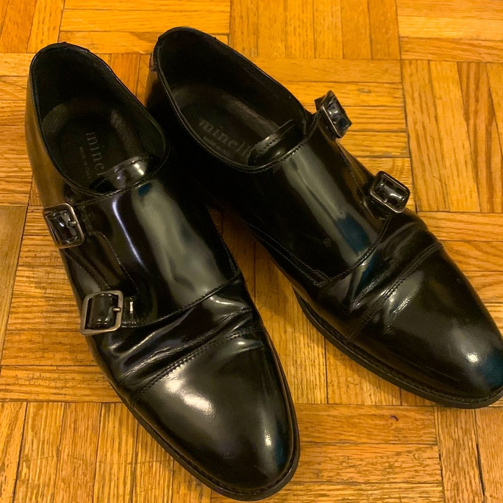 Minelli patent black brogues. Size 38